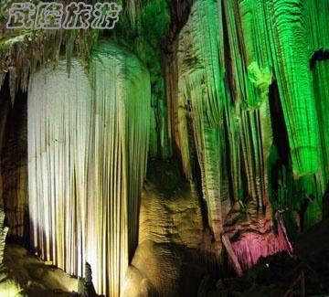 巨幕飛瀑&mdash;&mdash;三絕之二