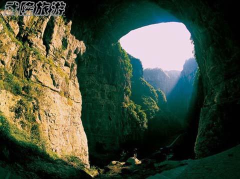 仙女山，天生三硚，龍水峽地縫門票多少？