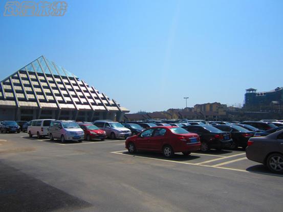 清明節(jié)長(zhǎng)假武隆旅游迎來(lái)高峰 四海游客齊聚武隆