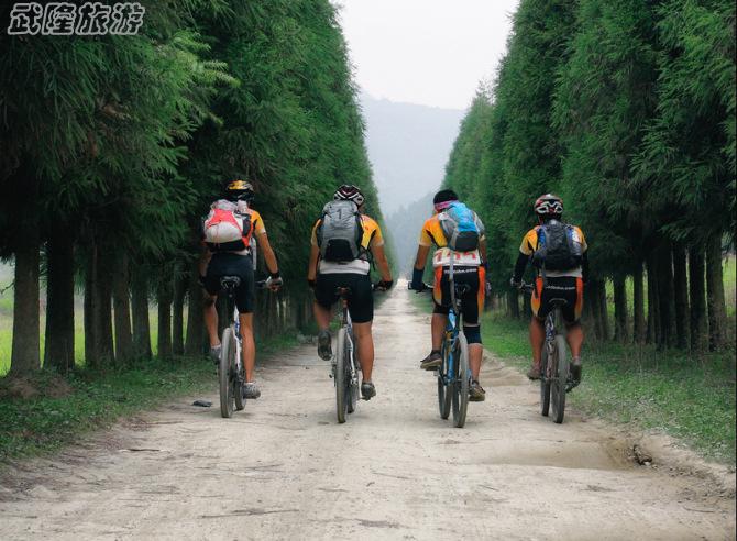 騎行白馬夢幻谷