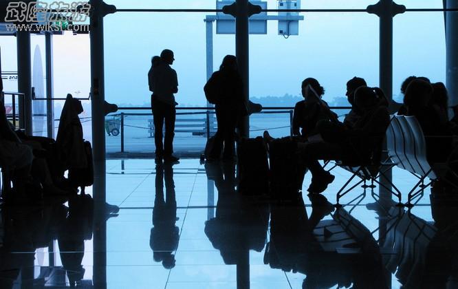 如何在機場消磨時間