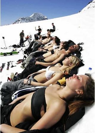 海濱旅游暴曬后的急救方法