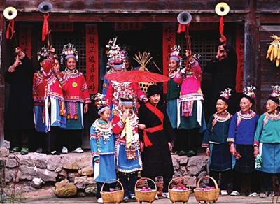 告別父母前總是要落淚的