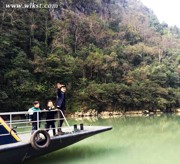 金鷹卡通衛(wèi)視《童趣大調(diào)查》深入武隆 探尋黑葉猴蹤跡