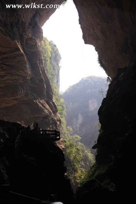 清明節(jié)武隆景區(qū)仙氣騰騰 游客感慨：如新娘頭蓋白紗