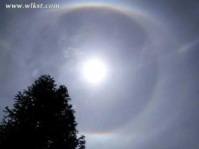 武隆仙女山驚現(xiàn)日暈天象奇觀