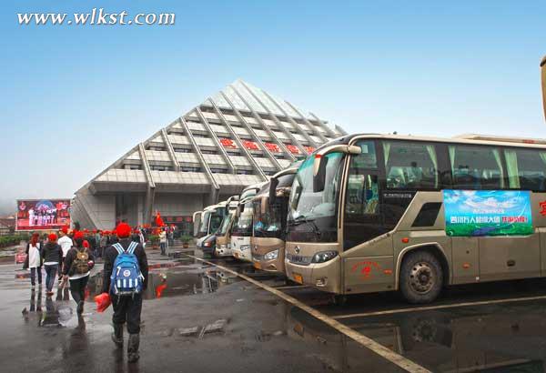 四川超級(jí)大團(tuán)游武隆