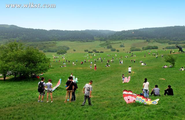 今年六一 仙女山將舉辦&ldquo;晃(huang)&rdquo;&mdash;&mdash;撕名牌，過(guò)快樂(lè)兒童節(jié)