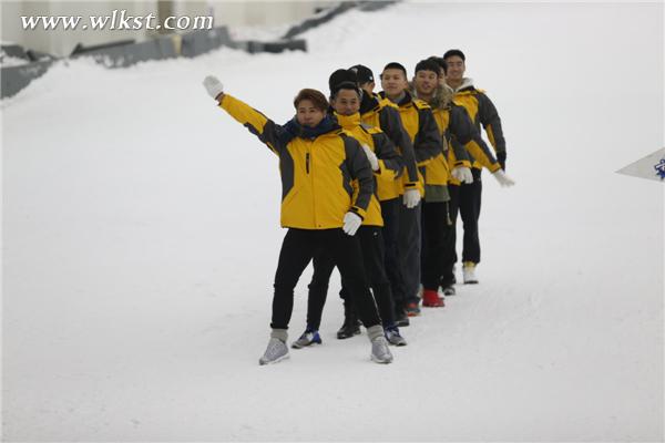 重慶女婿歐弟 帶領(lǐng)粉絲挑戰(zhàn)游戲