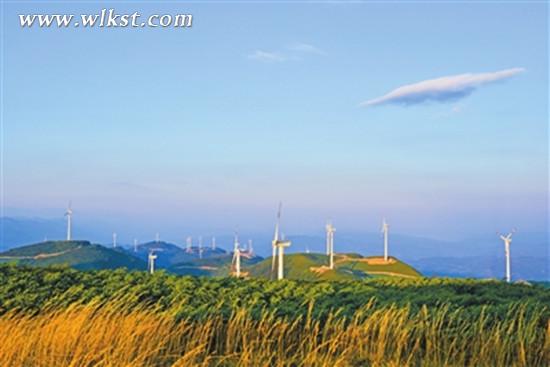 遠(yuǎn)眺寺院坪