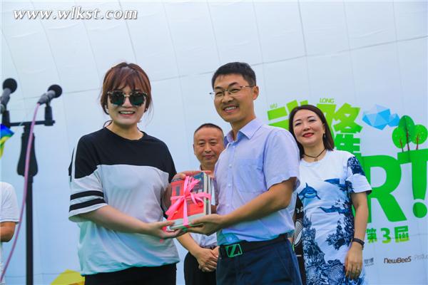  仙女山無頂圖書館正式開館(王俊杰/供圖)