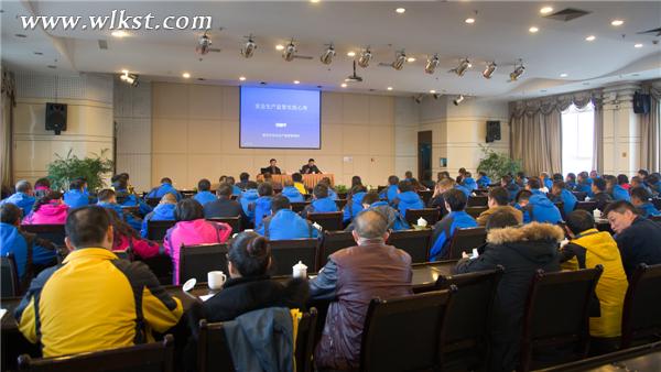 市安監(jiān)局總工程師何建平 深入武隆景區(qū)開展安全培訓